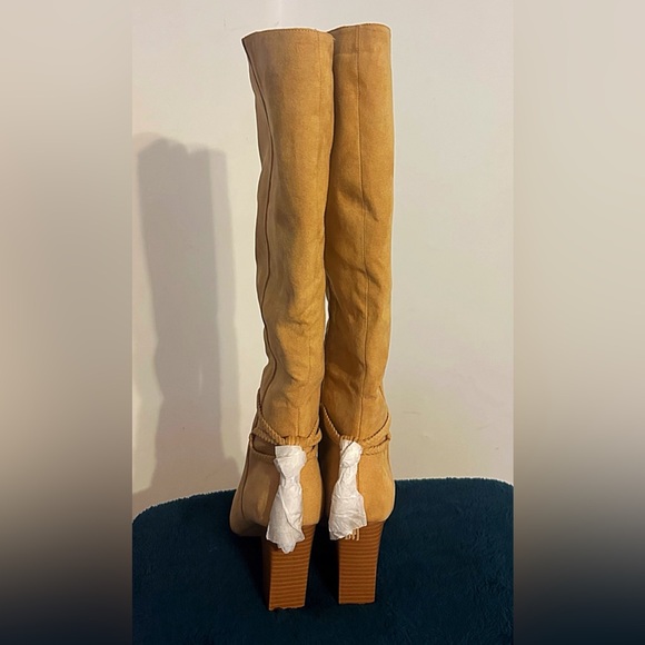 NWOB JustFab Tan Faux Suede Boots Size 10 - Picture 7 of 14
